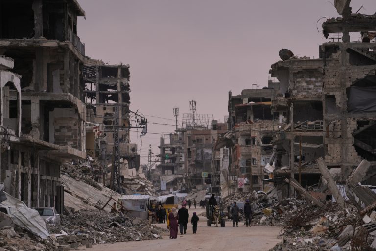 Γάζα: Μπαίνει για πρώτη φορά μετά απο 2 χρόνια εκπαιδευτικό υλικό στον θύλακα