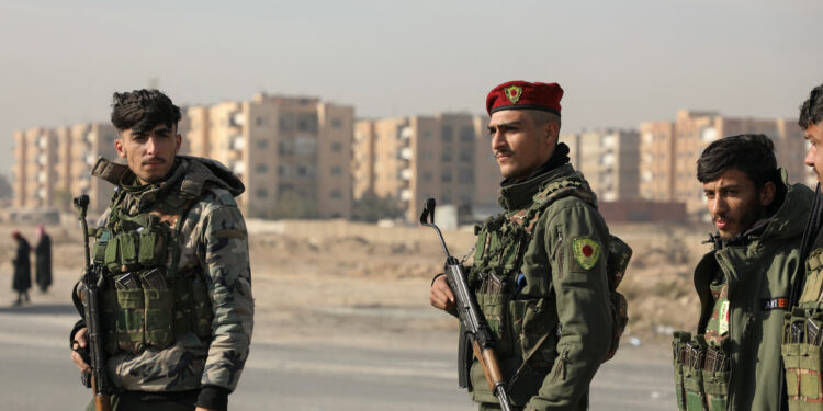 Συρία: Οι συγκρούσεις με τους Κούρδους απειλούν την ειρηνευτική συμφωνία