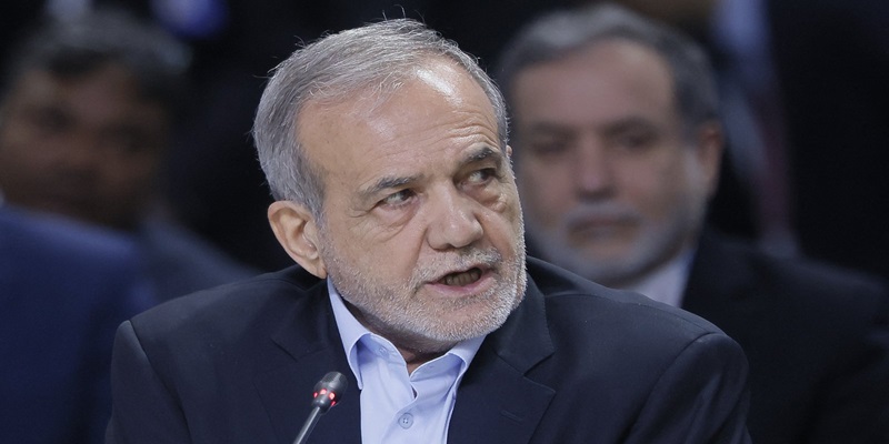 &Iota;&rho;ά&nu;&ndash;&Sigma;&alpha;&omicron;&upsilon;&delta;&iota;&kappa;ή &Alpha;&rho;&alpha;&beta;ί&alpha;: &Pi;&rho;&omicron;&epsilon;&iota;&delta;&omicron;&pi;&omicron;ί&eta;&sigma;&eta; &Pi;&epsilon;&zeta;&epsilon;&sigma;&kappa;&iota;ά&nu; &mu;&epsilon;&tau;ά &tau;&eta;&nu; &alpha;&rho;&mu;ά&delta;&alpha; &Tau;&rho;&alpha;&mu;&pi; &sigma;&tau;&omicron;&nu; &Kappa;ό&lambda;&pi;&omicron;