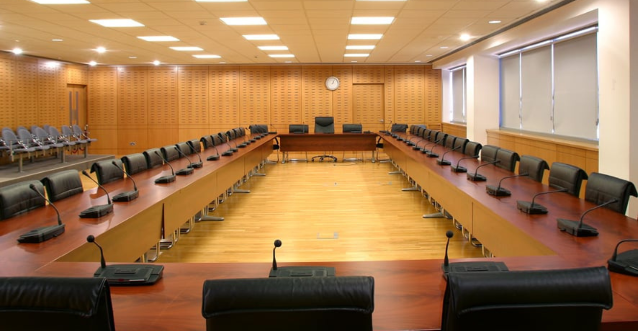 Την ενσωμάτωση διάστασης φύλου στη νομοθεσία συζήτησε η Επ. Νομικών