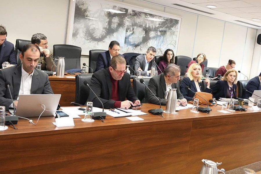 Φάκελο με αιτήσεις πρώην αξιωματούχων στη Βουλή - Πόσες απορρίφθηκαν