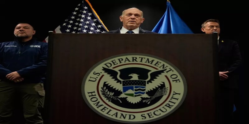 ΗΠΑ: Σχέδιο αποκλιμάκωσης στη Μινεσότα από τον «τσάρο των συνόρων»