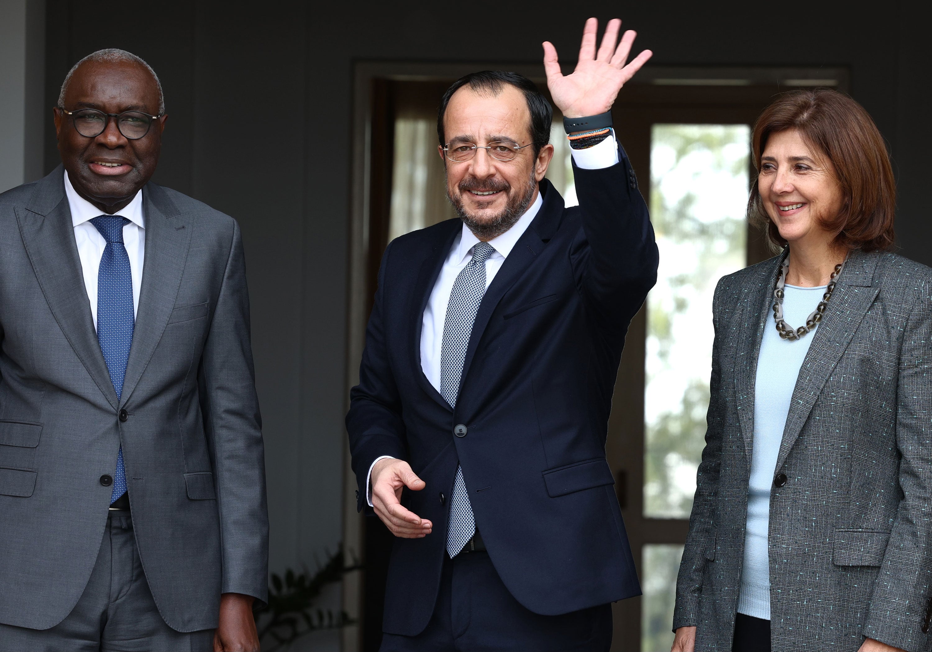 &Pi;&tau;&Delta;: &Pi;&rho;ό&tau;&epsilon;&iota;&nu;&epsilon; 3 &eta;&mu;&epsilon;&rho;&omicron;&mu;&eta;&nu;ί&epsilon;&sigmaf; &gamma;&iota;&alpha; &sigma;&upsilon;&nu;ά&nu;&tau;&eta;&sigma;&eta; &mu;&epsilon; &Epsilon;&rho;&chi;&iota;&omicron;&upsilon;&rho;&mu;ά&nu; &epsilon;&nu;&tau;ό&sigmaf; &Phi;&epsilon;&beta;&rho;&omicron;&upsilon;&alpha;&rho;ί&omicron;&upsilon;