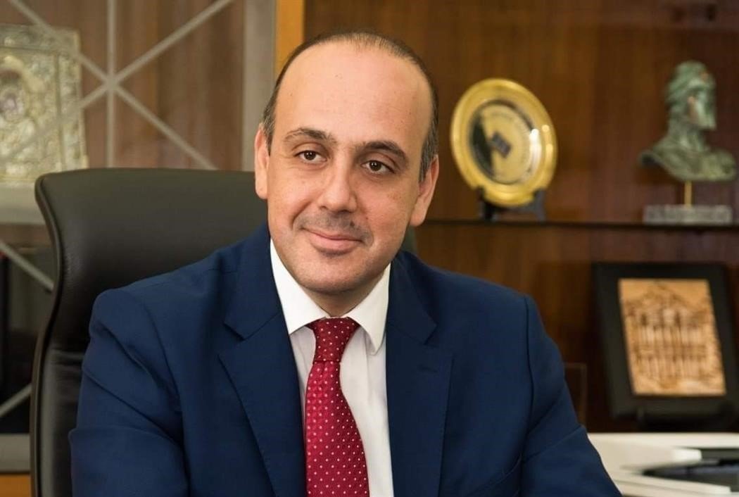 &Epsilon;&xi;&epsilon;&tau;ά&zeta;&epsilon;&iota; &tau;&eta;&nu; &epsilon;&pi;&iota;&sigma;&tau;&omicron;&lambda;ή &tau;&eta;&sigmaf; &sigma;&upsilon;&zeta;ύ&gamma;&omicron;&upsilon; &Phi;&alpha;ί&delta;&omega;&nu;&alpha; &eta; &Alpha;&sigma;&tau;&upsilon;&nu;&omicron;&mu;ί&alpha; - &Tau;&iota; &alpha;&nu;&alpha;&phi;έ&rho;&epsilon;&iota; &sigma;&epsilon; &alpha;&upsilon;&tau;ή