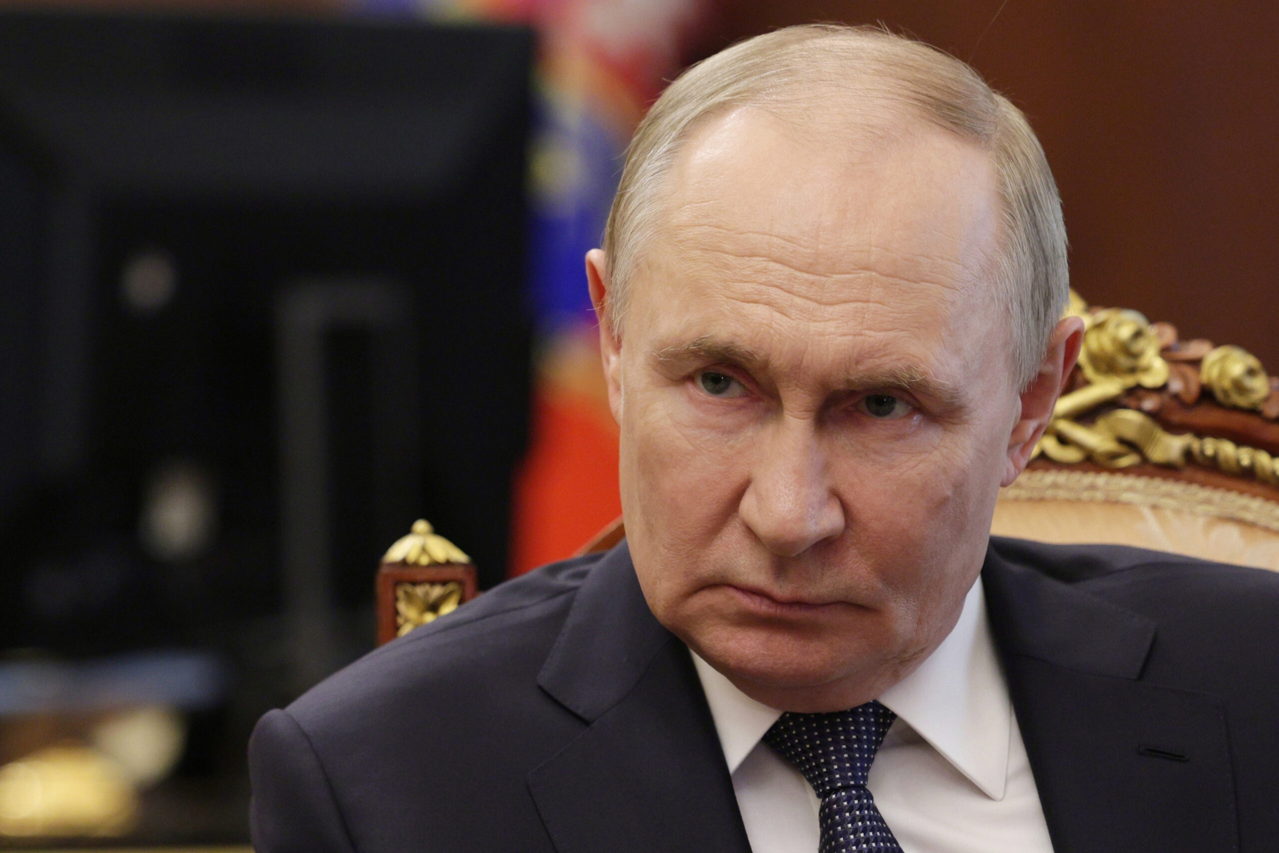 &Omicron; &Pi;&omicron;ύ&tau;&iota;&nu; &sigma;&upsilon;&nu;&alpha;&nu;&tau;ή&theta;&eta;&kappa;&epsilon; &mu;&epsilon; &tau;&omicron;&nu; &kappa;&omicron;&rho;&upsilon;&phi;&alpha;ί&omicron; &Iota;&rho;&alpha;&nu;ό &alpha;&xi;&iota;&omega;&mu;&alpha;&tau;&omicron;ύ&chi;&omicron; &gamma;&iota;&alpha; &tau;&eta;&nu; &alpha;&sigma;&phi;ά&lambda;&epsilon;&iota;&alpha;