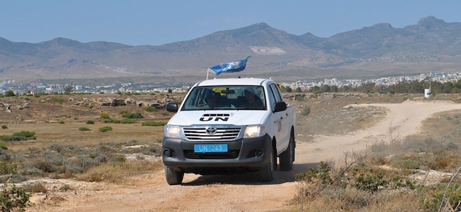 &Tau;&omicron;&upsilon;&rho;&kappa;&iota;&kappa;ό &Upsilon;&Pi;&Epsilon;&Xi;: &Alpha;&mu;&phi;&iota;&sigma;&beta;&eta;&tau;&epsilon;ί &tau;&eta;&nu; &alpha;&nu;&alpha;&nu;έ&omega;&sigma;&eta; UNFICYP &kappa;&alpha;&iota; &epsilon;&pi;&iota;&mu;έ&nu;&epsilon;&iota; &sigma;&epsilon; &lambda;ύ&sigma;&eta; &delta;ύ&omicron; &kappa;&rho;&alpha;&tau;ώ&nu;