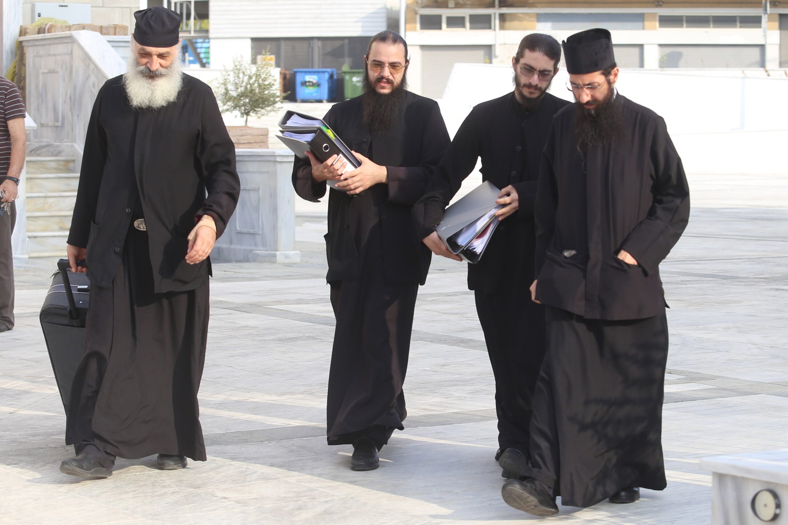 Αββακούμ: Ζητούν από τον ΠτΔ επιστροφή αντικειμένων εκατοντάδων χιλιάδων ευρώ