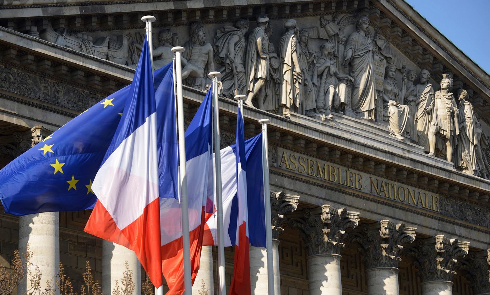 &Gamma;&alpha;&lambda;&lambda;ί&alpha;: &Pi;&rho;ώ&eta;&nu; &upsilon;&pi;&omicron;&upsilon;&rho;&gamma;ό&sigmaf; &alpha;&nu;έ&lambda;&alpha;&beta;&epsilon; &tau;&eta;&nu; &epsilon;&upsilon;&theta;ύ&nu;&eta; &gamma;&iota;&alpha; &epsilon;&mu;&pi;&lambda;&omicron;&kappa;ή &tau;&omicron;&upsilon; &sigma;&tau;&alpha; &alpha;&rho;&chi;&epsilon;ί&alpha; Έ&pi;&sigma;&tau;&alpha;&iota;&nu;