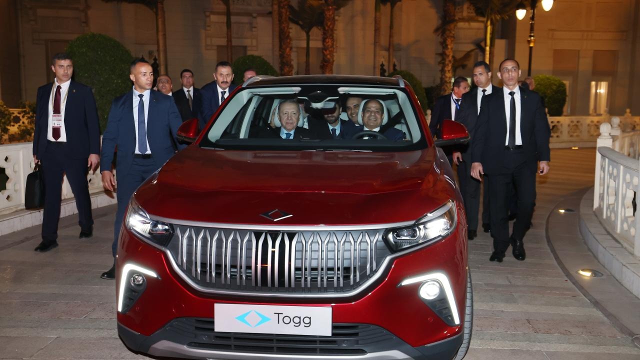 Συνάντηση Ερντογάν–Σίσι: Συμφωνίες, Γάζα, η Σομαλία και δώρα του «Σουλτάνου»