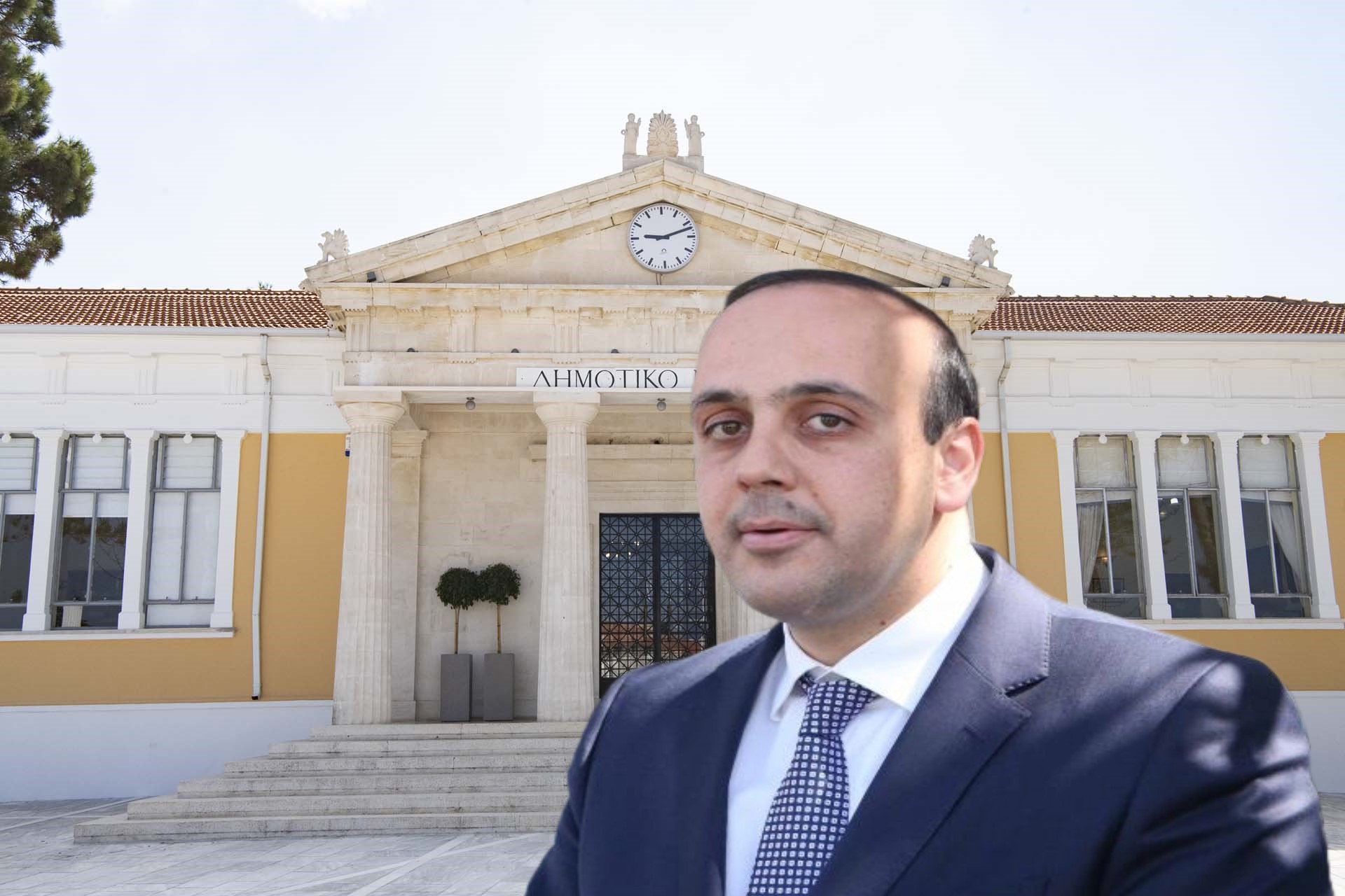 Υπό αστυνομική φρούρηση όλο το βράδυ το Δημαρχείο Πάφου - Σε αργία ο Φαίδωνος