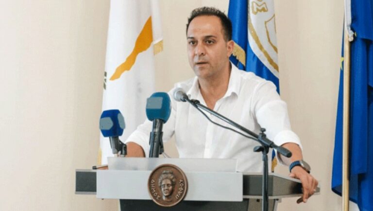 Πάφος: Ανέλαβε καθήκοντα ο Αντιδήμαρχος – «Ελπίζω να μην είμαι εγώ ο τέταρτος»