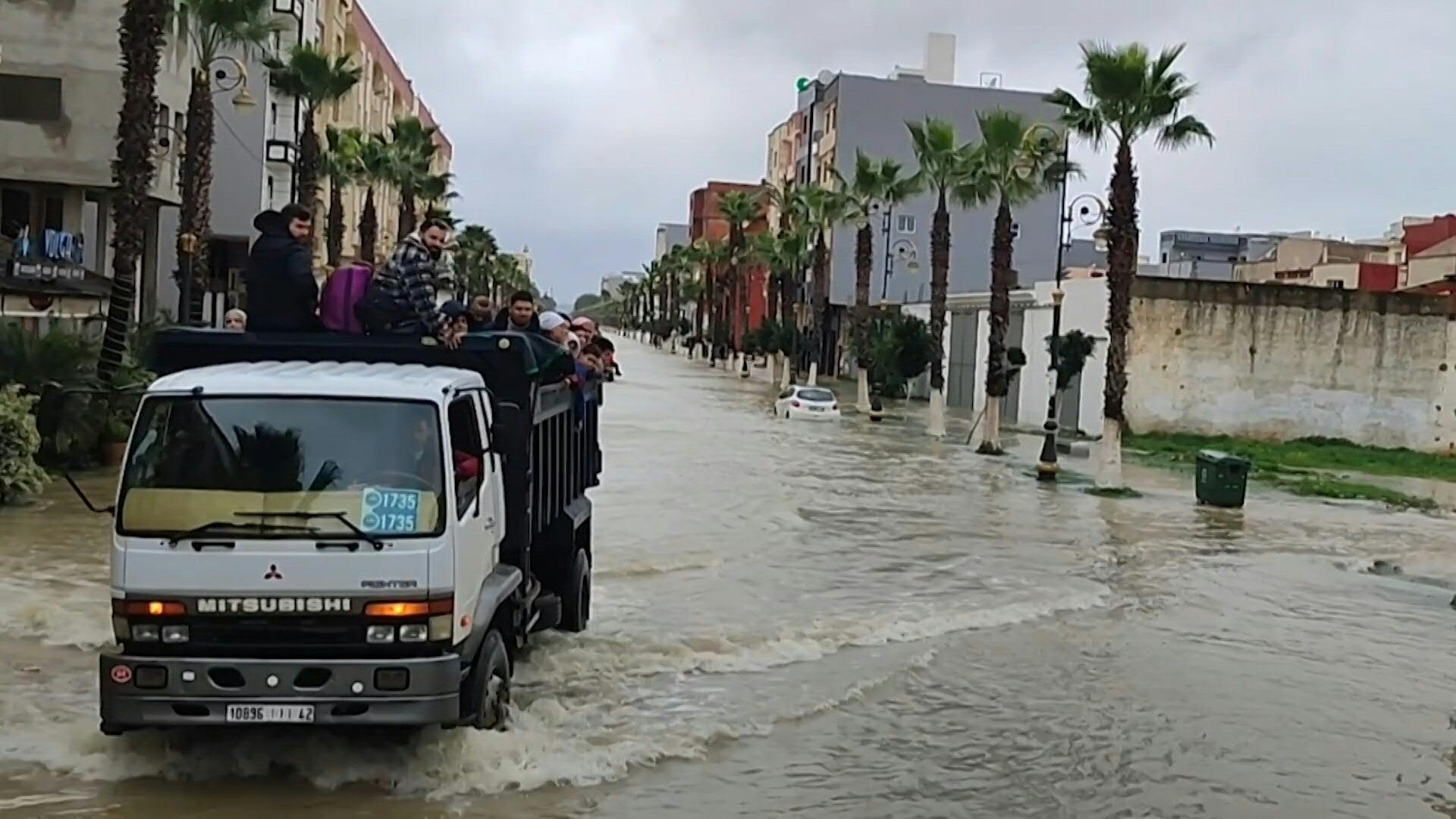 &Mu;&alpha;&rho;ό&kappa;&omicron;: &Pi;ά&nu;&omega; &alpha;&pi;ό 140.000 &epsilon;&kappa;&tau;&omicron;&pi;&iota;&sigma;&mu;έ&nu;&omicron;&iota; &lambda;ό&gamma;&omega; &sigma;&phi;&omicron;&delta;&rho;ώ&nu; &beta;&rho;&omicron;&chi;&omicron;&pi;&tau;ώ&sigma;&epsilon;&omega;&nu;