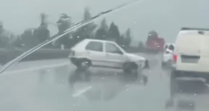 ΒΙΝΤΕΟ: Όχημα ακινητοποιήθηκε στον αυτοκινητόδρομο Λεμεσού-Λευκωσίας