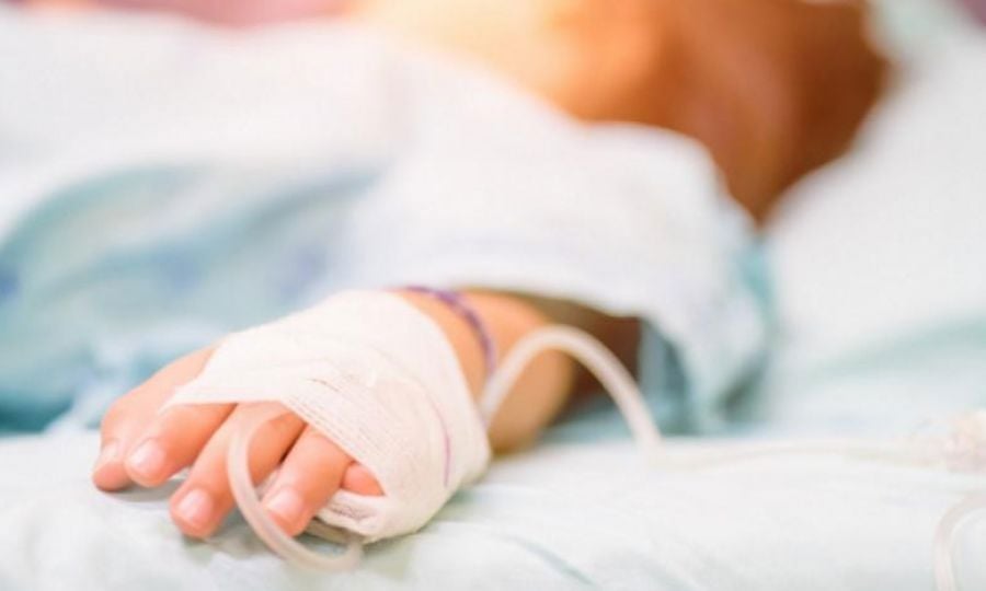 Απάντηση ΟΚΥπΥ για 2χρονο κοριτσάκι: «Λαμβάνει πλήρη ιατρική φροντίδα»