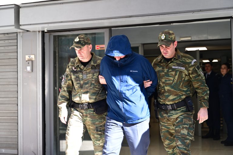 &Upsilon;&pi;ό&theta;&epsilon;&sigma;&eta; &kappa;&alpha;&tau;&alpha;&sigma;&kappa;&omicron;&pi;&epsilon;ί&alpha;&sigmaf;: &Sigma;&tau;&eta;&nu; &kappa;&omicron;&rho;&upsilon;&phi;ή &tau;&eta;&sigmaf; &pi;&upsilon;&rho;&alpha;&mu;ί&delta;&alpha;&sigmaf; &gamma;&upsilon;&nu;&alpha;ί&kappa;&alpha; - &Sigma;&kappa;&iota;ά &tau;&omicron;&upsilon; &Sigma;&mu;ή&nu;&alpha;&rho;&chi;&omicron;&upsilon;