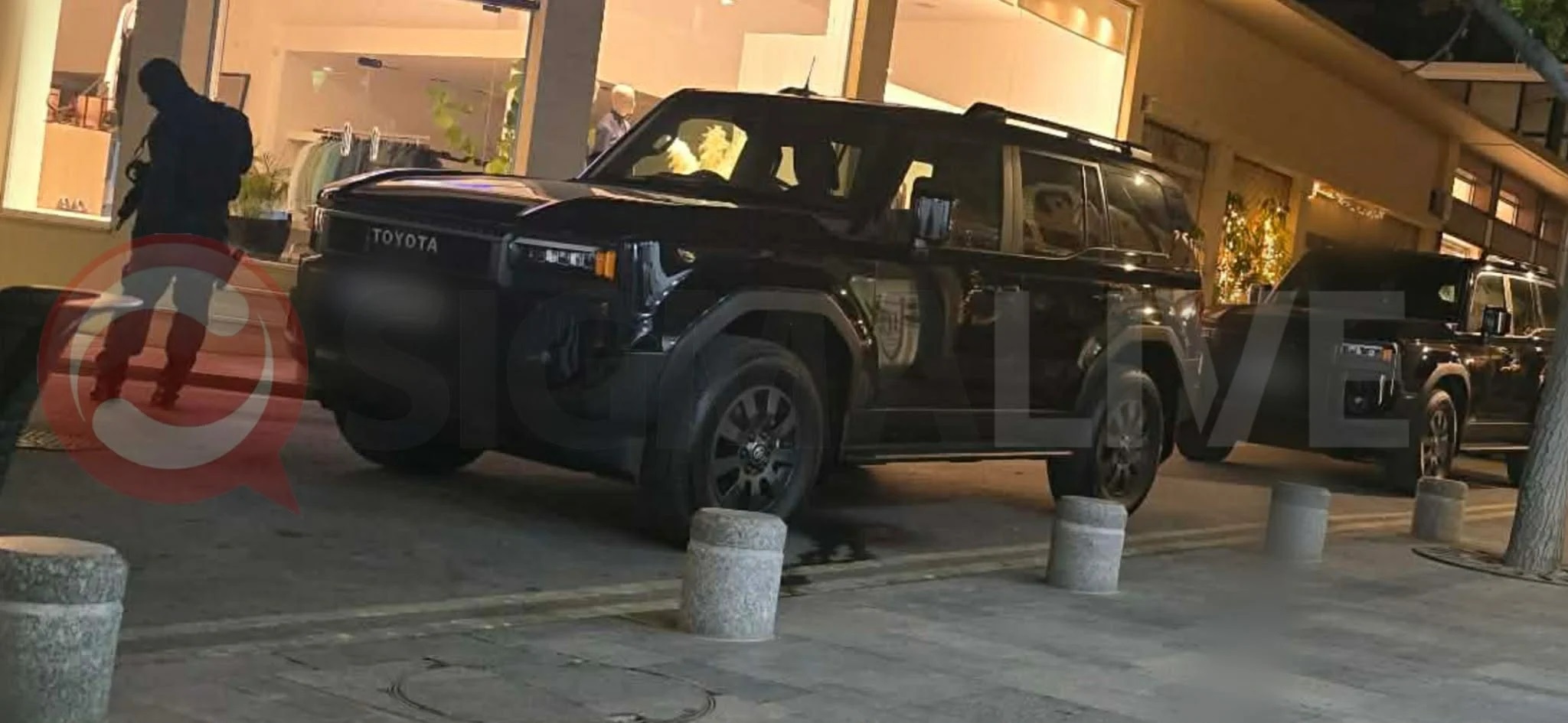 Έ&phi;&omicron;&delta;&omicron;&sigmaf; &sigma;&tau;&eta;&nu; &Pi;ά&phi;&omicron;: &Epsilon;ί&chi;&alpha;&nu; &sigma;&tau;&eta;&nu; &kappa;&alpha;&tau;&omicron;&chi;ή &tau;&omicron;&upsilon;&sigmaf; &pi;ά&nu;&omega; &alpha;&pi;ό 20 &chi;&iota;&lambda;&iota;ά&delta;&epsilon;&sigmaf; &omicron;&iota; &sigma;&upsilon;&lambda;&lambda;&eta;&phi;&theta;έ&nu;&tau;&epsilon;&sigmaf;