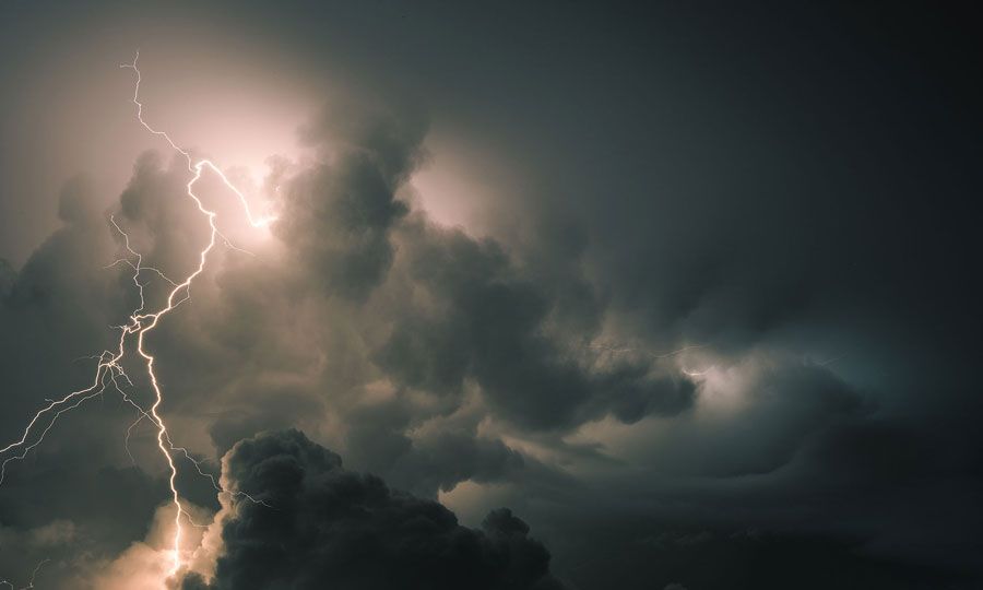 Πτώση θερμοκρασίας και καταιγίδες τις επόμενες ημέρες