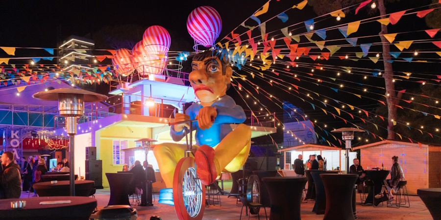 Cyberness: Carnival Market