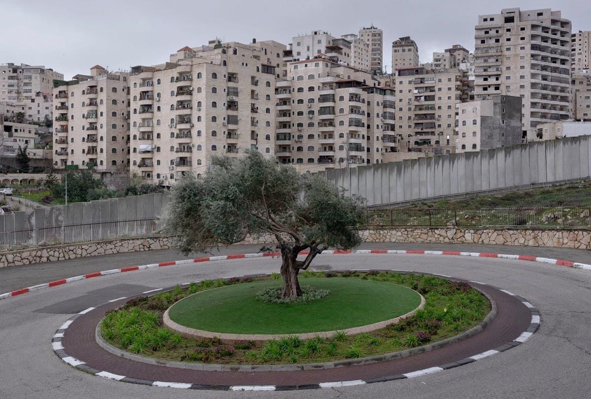 &Eta;&Pi;&Alpha;: &Eta; &Omicron;&upsilon;ά&sigma;&iota;&nu;&gamma;&kappa;&tau;&omicron;&nu; &alpha;&nu;&tau;&iota;&tau;ί&theta;&epsilon;&tau;&alpha;&iota; &sigma;&epsilon; &omicron;&pi;&omicron;&iota;&alpha;&delta;ή&pi;&omicron;&tau;&epsilon; &pi;&rho;&omicron;&sigma;ά&rho;&tau;&eta;&sigma;&eta; &tau;&eta;&sigmaf; &Delta;&upsilon;&tau;&iota;&kappa;ή&sigmaf; Ό&chi;&theta;&eta;&sigmaf;