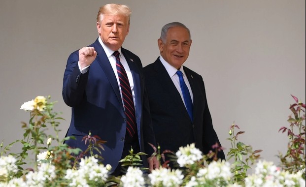 &Sigma;&tau;&omicron;&nu; &Lambda;&epsilon;&upsilon;&kappa;ό &Omicron;ί&kappa;&omicron; &omicron; &Nu;&epsilon;&tau;&alpha;&nu;&iota;ά&chi;&omicron;&upsilon; &ndash; &Sigma;&tau;&omicron; &epsilon;&pi;ί&kappa;&epsilon;&nu;&tau;&rho;&omicron; &tau;&omicron; &Iota;&rho;ά&nu; &kappa;&alpha;&iota; &eta; &Gamma;ά&zeta;&alpha;