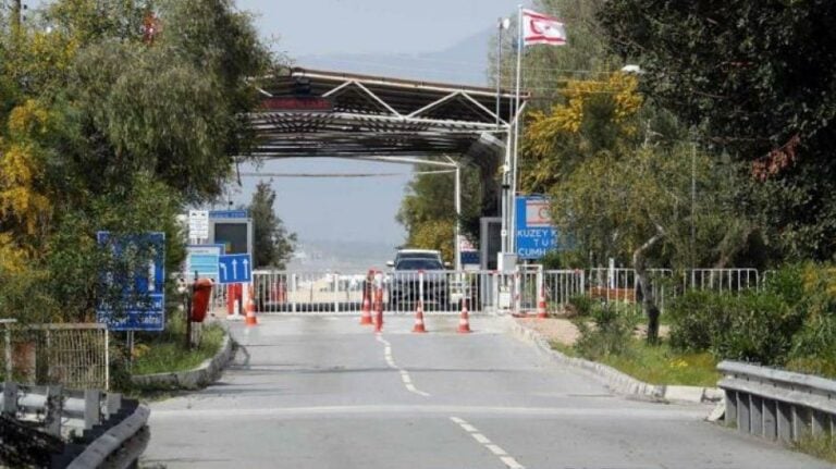 T/κ Τύπος: Ταλαιπωρία παρά τα έργα στο οδόφραγμα Αγίου Δομετίου