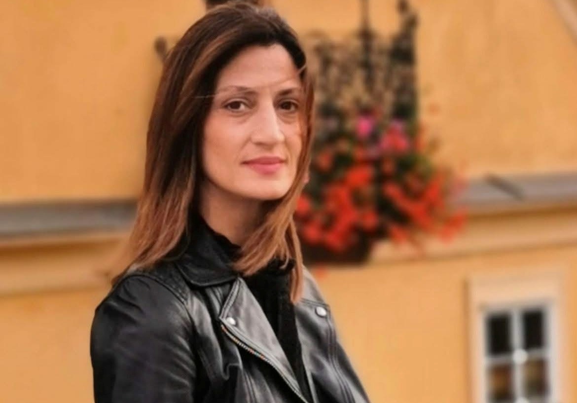 &Theta;&lambda;ί&psi;&eta; &sigma;&tau;&omicron; &Tau;&Epsilon;&Pi;&Alpha;&Kappa;: &laquo;Έ&phi;&upsilon;&gamma;&epsilon;&raquo; &eta; &Chi;&rho;&iota;&sigma;&tau;ί&nu;&alpha; &Beta;&alpha;&sigma;&iota;&lambda;&epsilon;ί&omicron;&upsilon;