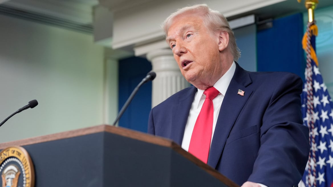 &Tau;&rho;&alpha;&mu;&pi;: &Nu;&alpha; &sigma;&upsilon;&nu;&epsilon;&chi;&iota;&sigma;&tau;&omicron;ύ&nu; &omicron;&iota; &delta;&iota;&alpha;&pi;&rho;&alpha;&gamma;&mu;&alpha;&tau;&epsilon;ύ&sigma;&epsilon;&iota;&sigmaf; &mu;&epsilon; &tau;&omicron; &Iota;&rho;ά&nu;