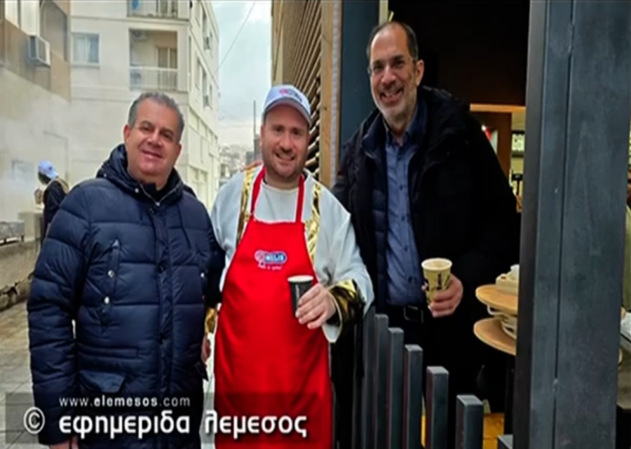 &laquo;&Kappa;ά&tau;&iota; &psi;ή&nu;&epsilon;&tau;&alpha;&iota;&raquo; &mu;&epsilon;&tau;&alpha;&xi;ύ &Omicron;&delta;&upsilon;&sigma;&sigma;έ&alpha; &kappa;&alpha;&iota; &Kappa;ώ&sigma;&tau;&alpha; &pi;ά&nu;&omega; &alpha;&pi;ό &tau;&eta;&nu; &laquo;&Pi;&rho;ώ&tau;&eta; &Phi;&omicron;&upsilon;&kappa;&omicron;ύ&raquo; (vid)