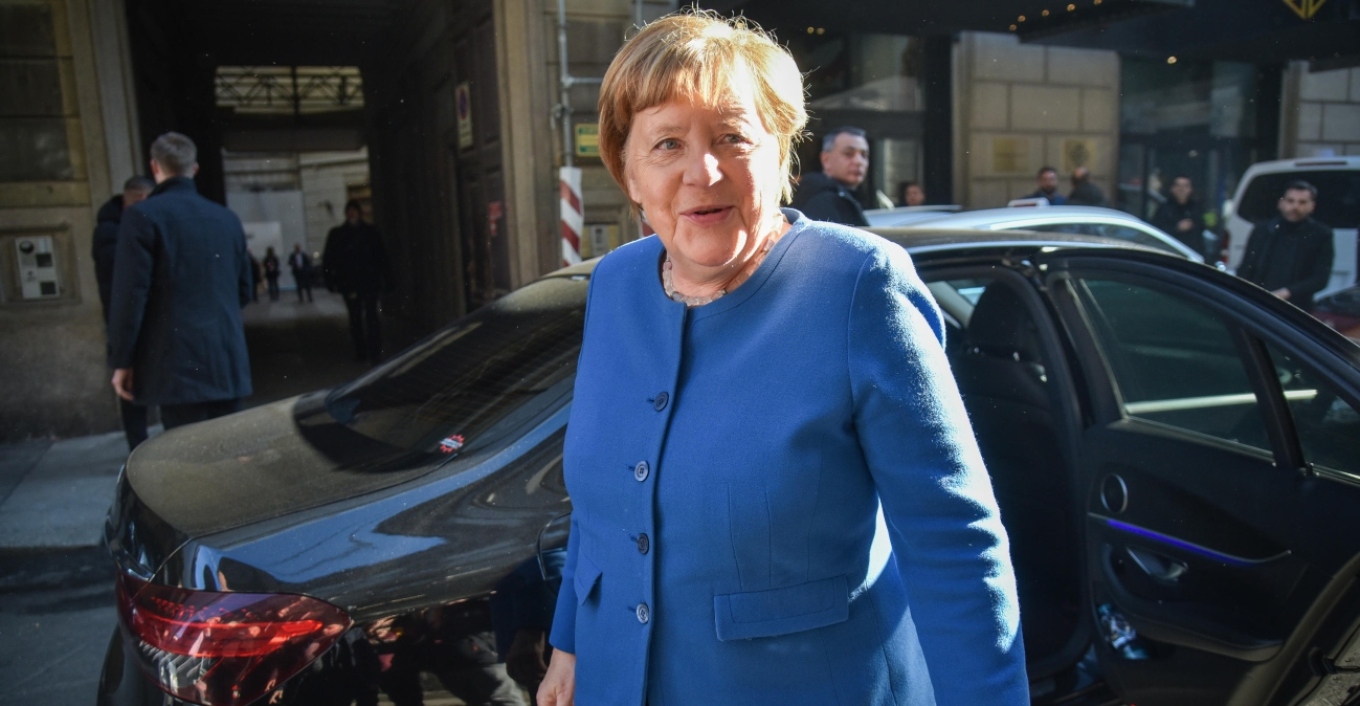 Η Μέρκελ διαψεύδει ότι θα είναι υποψήφια Ομοσπονδιακή πρόεδρος