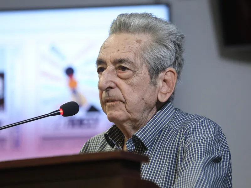 &Epsilon;&lambda;&lambda;ά&delta;&alpha;: &Alpha;&pi;&epsilon;&beta;ί&omega;&sigma;&epsilon; &omicron; &delta;&eta;&mu;&omicron;&sigma;&iota;&omicron;&gamma;&rho;ά&phi;&omicron;&sigmaf; &Alpha;&rho;&iota;&sigma;&tau;&epsilon;ί&delta;&eta;&sigmaf; &Mu;&alpha;&nu;&omega;&lambda;ά&kappa;&omicron;&sigmaf; &sigma;&epsilon; &eta;&lambda;&iota;&kappa;ί&alpha; 88 &epsilon;&tau;ώ&nu;