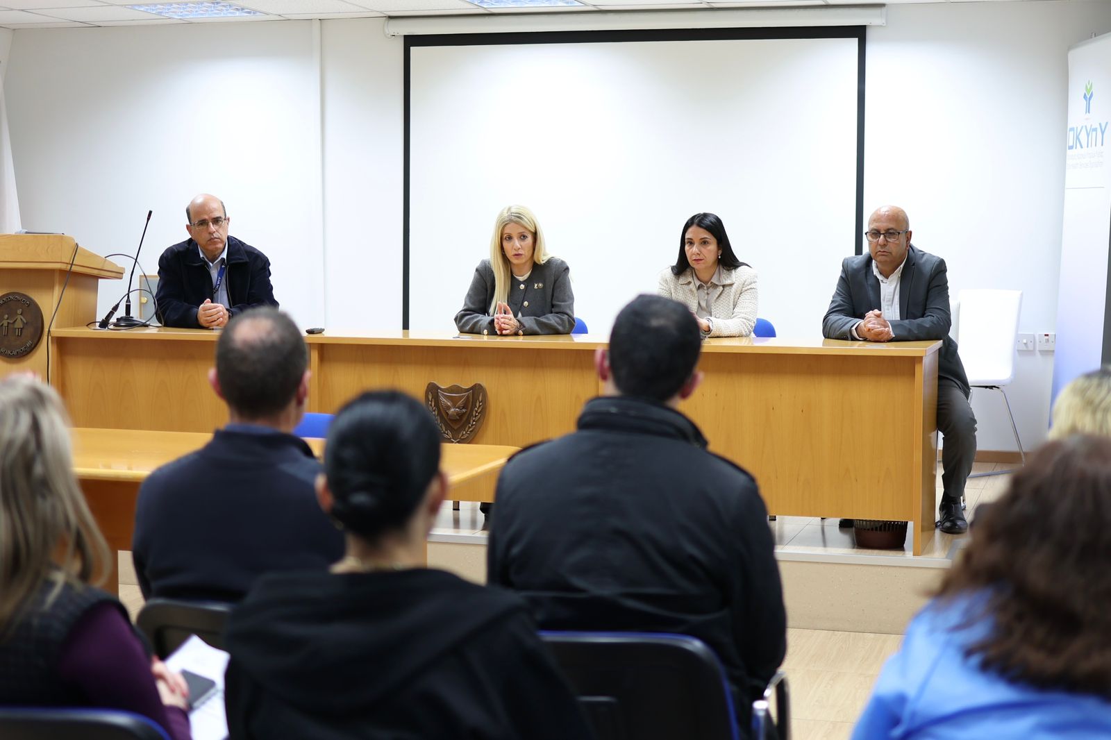 &Pi;ή&gamma;&epsilon; &sigma;&tau;&eta;&nu; &Pi;&alpha;&iota;&delta;&omicron;&omicron;&gamma;&kappa;&omicron;&lambda;&omicron;&gamma;&iota;&kappa;ή &eta; &Alpha;&nu;&nu;ί&tau;&alpha; - &laquo;&Delta;&epsilon;&nu; &nu;&alpha; &alpha;&nu;&epsilon;&chi;&tau;&omicron;ύ&mu;&epsilon; &alpha;&upsilon;&tau;έ&sigmaf; &tau;&iota;&sigmaf; &kappa;&alpha;&tau;&alpha;&sigma;&tau;ά&sigma;&epsilon;&iota;&sigmaf;&raquo;