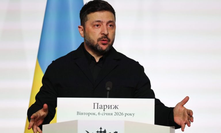 Ζελένσκι: Ούτε ένας σταθμός ηλεκτρικής ενέργειας δεν γλίτωσε από τα πλήγματα