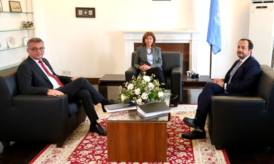 «Αστείο επιχείρημα»: Πώς απαντά ο ΠτΔ για σύνδεση Κυπριακού με Βουλευτικές