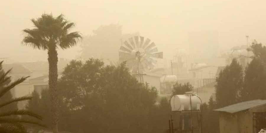 &Delta;&epsilon;&nu; &lambda;έ&epsilon;&iota; &nu;&alpha; &upsilon;&pi;&omicron;&chi;&omega;&rho;ή&sigma;&epsilon;&iota; &eta; &sigma;&kappa;ό&nu;&eta; &ndash; &Pi;ό&tau;&epsilon; &alpha;&nu;&alpha;&mu;έ&nu;&omicron;&nu;&tau;&alpha;&iota; &beta;&rho;&omicron;&chi;έ&sigmaf; &kappa;&alpha;&iota; &kappa;&alpha;&tau;&alpha;&iota;&gamma;ί&delta;&epsilon;&sigmaf;