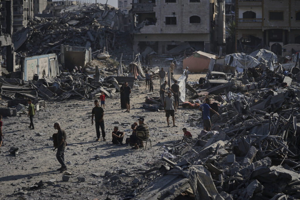 &Gamma;ά&zeta;&alpha;: 12 &nu;&epsilon;&kappa;&rho;&omicron;ί &sigma;&tau;&omicron;&upsilon;&sigmaf; &chi;&theta;&epsilon;&sigma;&iota;&nu;&omicron;ύ&sigmaf; &beta;&omicron;&mu;&beta;&alpha;&rho;&delta;&iota;&sigma;&mu;&omicron;ύ&sigmaf; &tau;&omicron;&upsilon; &Iota;&sigma;&rho;&alpha;ή&lambda;