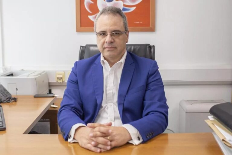 Μενελάου: Η επιβράδυνση στις εξελίξεις στο Κυπριακό οφείλονται στη τ/κ πλευρά