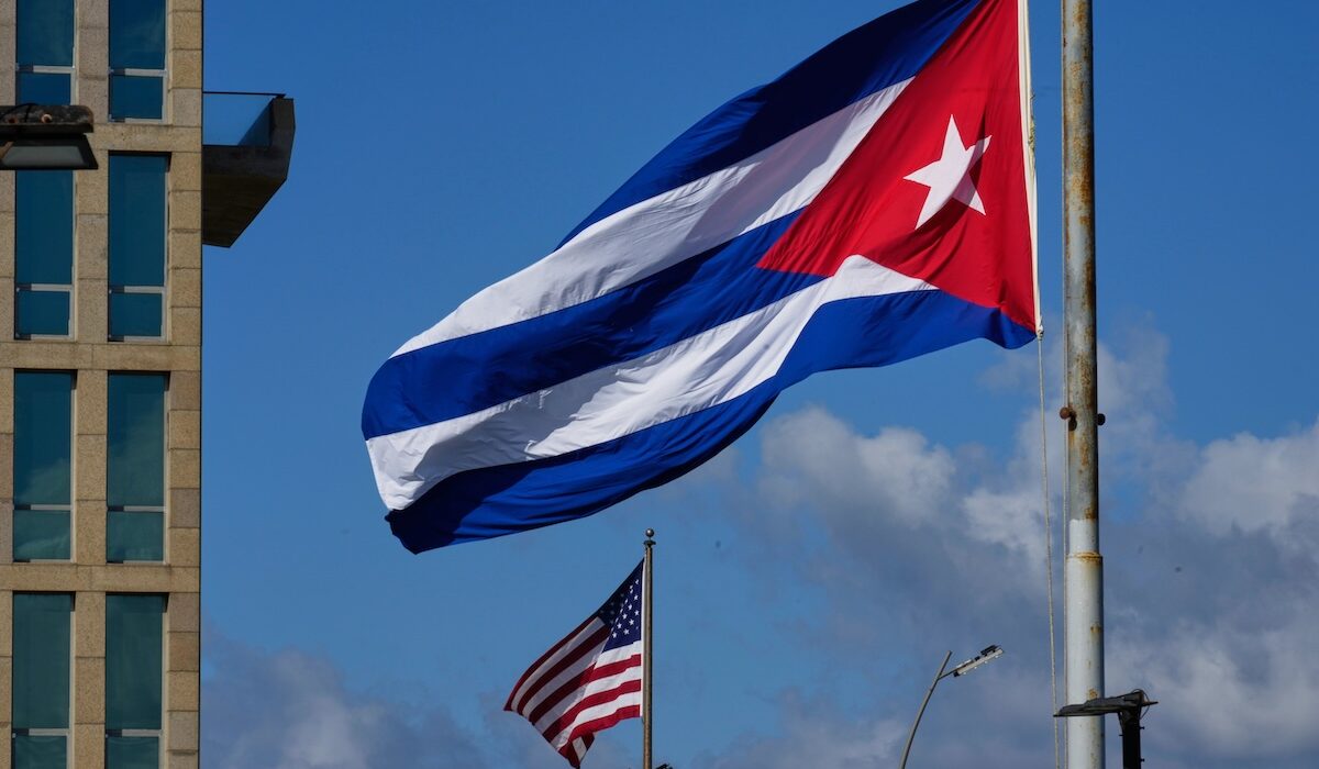 &Kappa;&omicron;ύ&beta;&alpha;: &Eta; &chi;ώ&rho;&alpha; &delta;&epsilon;&nu; &epsilon;ί&nu;&alpha;&iota; &alpha;&pi;&epsilon;&iota;&lambda;ή &alpha;&lambda;&lambda;ά &laquo;&tau;&epsilon;ί&chi;&omicron;&sigmaf;&raquo; &kappa;&alpha;&tau;ά &tau;&omega;&nu; &nu;&alpha;&rho;&kappa;&omega;&tau;&iota;&kappa;ώ&nu; &gamma;&iota;&alpha; &tau;&iota;&sigmaf; &Eta;&Pi;&Alpha;