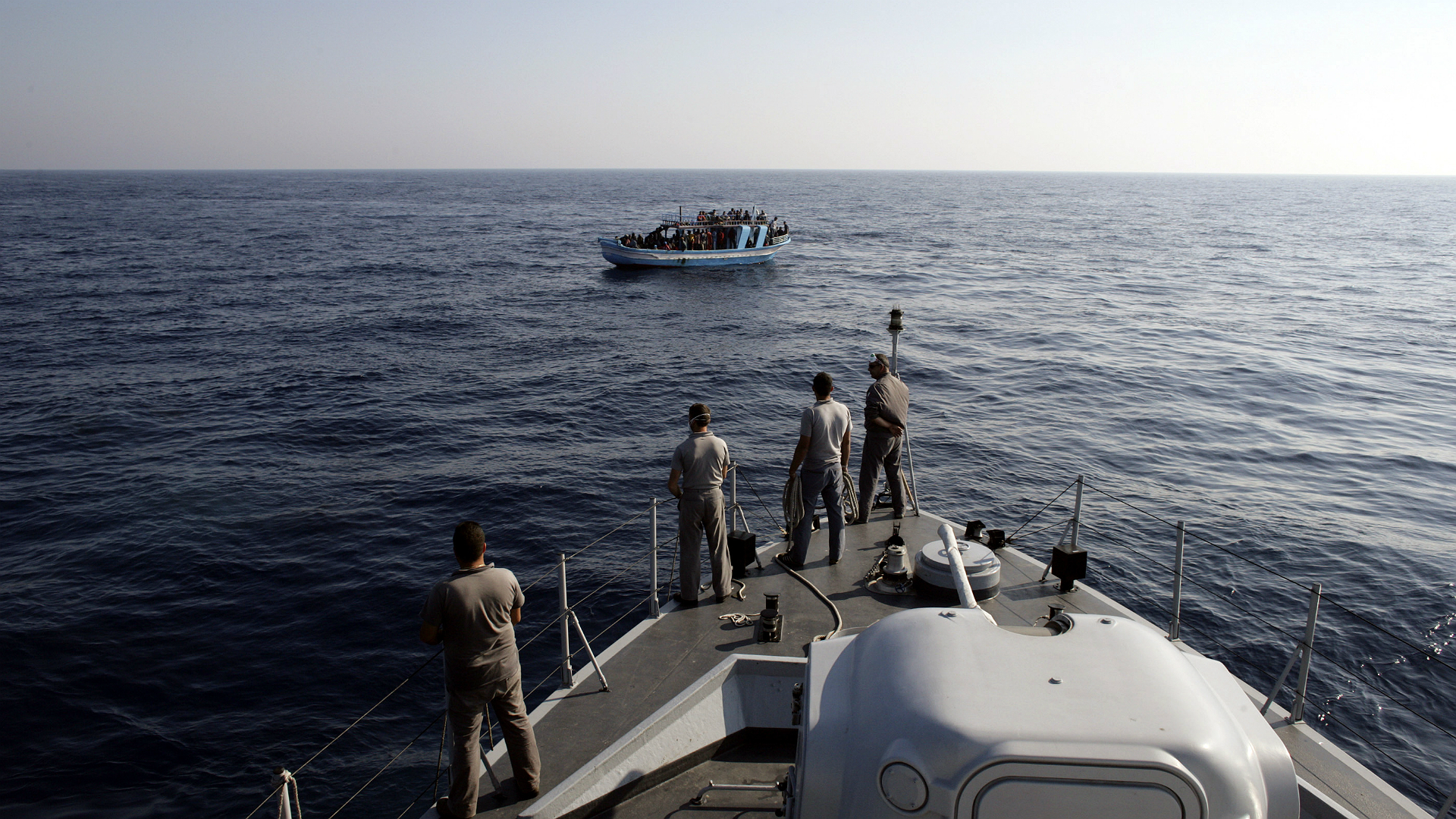 &Epsilon;&pi;&alpha;&nu;&alpha;&pi;&alpha;&tau;&rho;ί&sigma;&tau;&eta;&kappa;&alpha;&nu; ά&mu;&epsilon;&sigma;&alpha; 12 &alpha;&lambda;&lambda;&omicron;&delta;&alpha;&pi;&omicron;ί &pi;&omicron;&upsilon; &beta;&rho;ί&sigma;&kappa;&omicron;&nu;&tau;&alpha;&nu; &pi;&alpha;&rho;ά&nu;&omicron;&mu;&alpha; &sigma;&tau;&eta;&nu; &Kappa;&Delta;