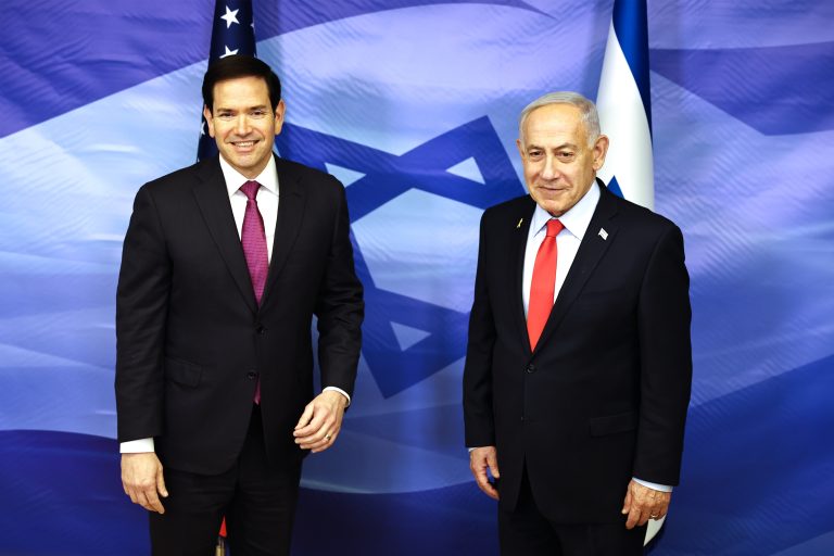 &Epsilon;&pi;ί&sigma;&kappa;&epsilon;&psi;&eta; &Rho;&omicron;ύ&mu;&pi;&iota;&omicron; &sigma;&tau;&iota;&sigmaf; 28 &Phi;&epsilon;&beta;&rho;&omicron;&upsilon;&alpha;&rho;ί&omicron;&upsilon; &sigma;&tau;&omicron; &Iota;&sigma;&rho;&alpha;ή&lambda; &ndash; &Sigma;&upsilon;&nu;ά&nu;&tau;&eta;&sigma;&eta; &mu;&epsilon; &Nu;&epsilon;&tau;&alpha;&nu;&iota;ά&chi;&omicron;&upsilon;