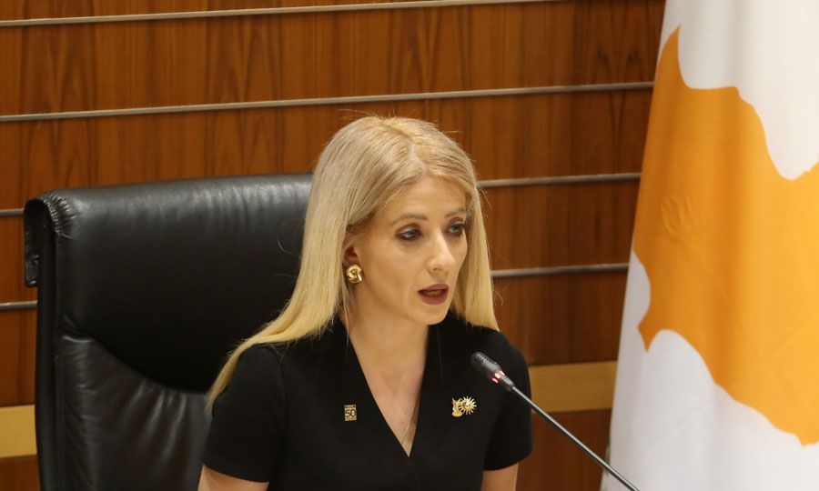 &Pi;&tau;&Beta;: &Eta; &Epsilon;&Epsilon; &chi;&rho;&epsilon;&iota;ά&zeta;&epsilon;&tau;&alpha;&iota; &epsilon;&nu;ό&tau;&eta;&tau;&alpha;, &delta;&iota;&alpha;&kappa;&omicron;&iota;&nu;&omicron;&beta;&omicron;&upsilon;&lambda;&epsilon;&upsilon;&tau;&iota;&kappa;ό &delta;&iota;ά&lambda;&omicron;&gamma;&omicron; &kappa;&alpha;&iota; ά&lambda;&mu;&alpha;&tau;&alpha; &pi;&rho;&omicron;ό&delta;&omicron;&upsilon;