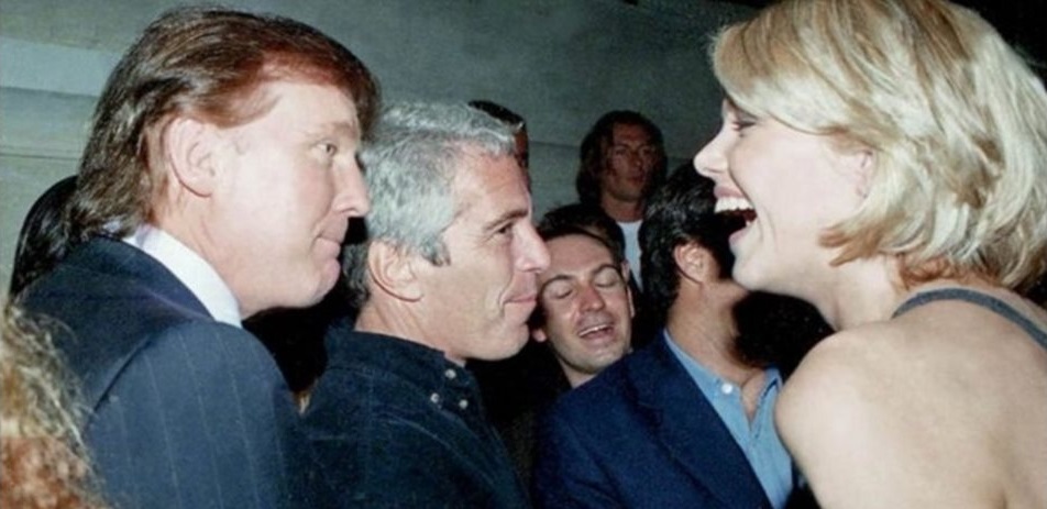 Αιχμές για αφαίρεση ντοκουμέντων Τραμπ από φάκελο Έπστιν-«Αρχίζει επανεξέταση»