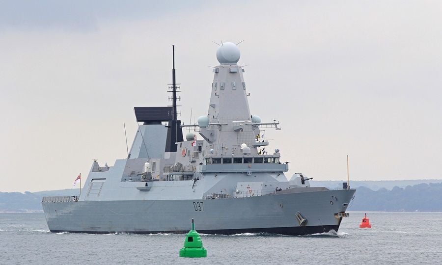 Βρετανία: Δεν θα σταλεί πολεμικό πλοίο στην Κύπρο μέχρι την επόμενη εβδομάδα