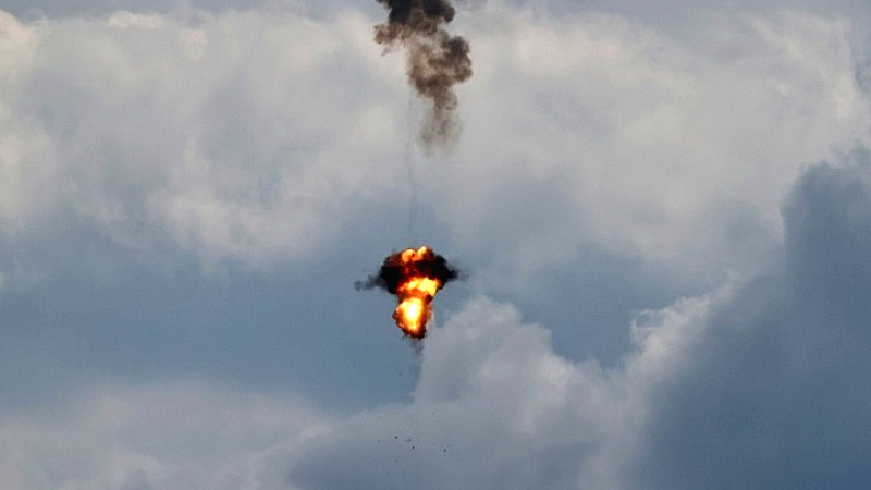 ΗΑΕ: Έξι τραυματίες από πτώση drone - Eπιθέσεις με πυραύλους στη Ντόχα