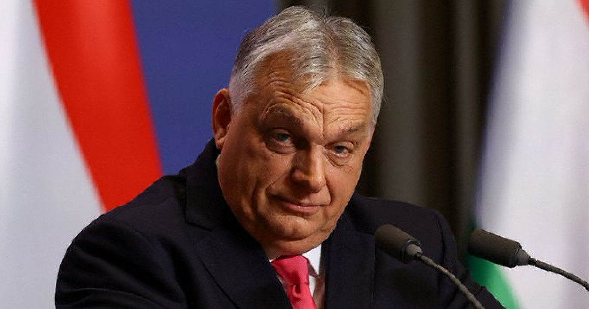 Hungary Halts Transit of Key Cargo for Ukraine