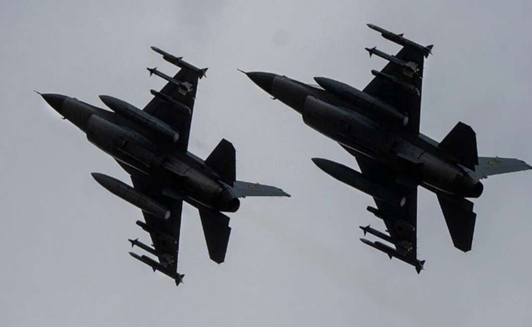 &Tau;&omicron;&upsilon;&rho;&kappa;ί&alpha;: &Alpha;ύ&rho;&iota;&omicron; &sigma;&tau;&omicron; &Upsilon;&pi;&omicron;&upsilon;&rho;&gamma;&iota;&kappa;ό &eta; &alpha;&nu;ά&pi;&tau;&upsilon;&xi;&eta; F-16 &sigma;&tau;&alpha; &kappa;&alpha;&tau;&epsilon;&chi;ό&mu;&epsilon;&nu;&alpha;