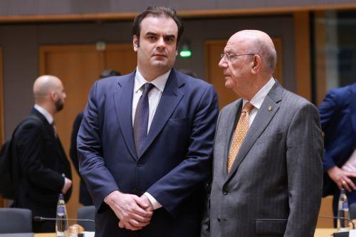 &Kappa;&epsilon;&rho;&alpha;&upsilon;&nu;ό&sigmaf;: &Tau;&epsilon;&chi;&nu;&eta;&tau;ή &Nu;&omicron;&eta;&mu;&omicron;&sigma;ύ&nu;&eta; &mu;&epsilon; &epsilon;&pi;&epsilon;&nu;&delta;ύ&sigma;&epsilon;&iota;&sigmaf; &sigma;&epsilon; &delta;&epsilon;&xi;&iota;ό&tau;&eta;&tau;&epsilon;&sigmaf; &kappa;&alpha;&iota; &epsilon;&kappa;&pi;&alpha;ί&delta;&epsilon;&upsilon;&sigma;&eta;