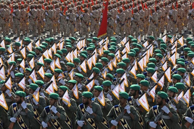 «Διαφωνία» Τραμπ – Φρουρών της Επανάστασης για το πότε θα τελειώσει ο πόλεμος