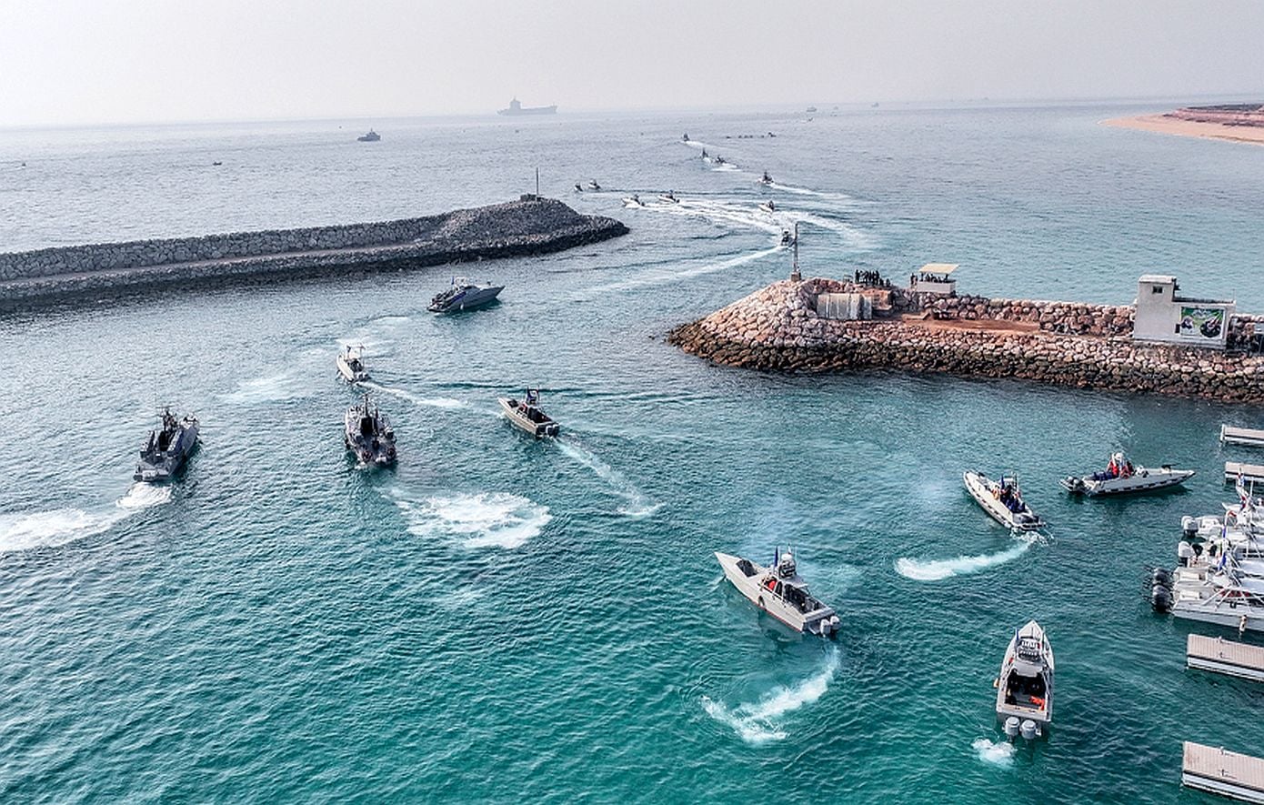 Ιράν: Θα εμποδίσει τις εξαγωγές πετρελαίου μέσω του Στενού του Χορμούζ