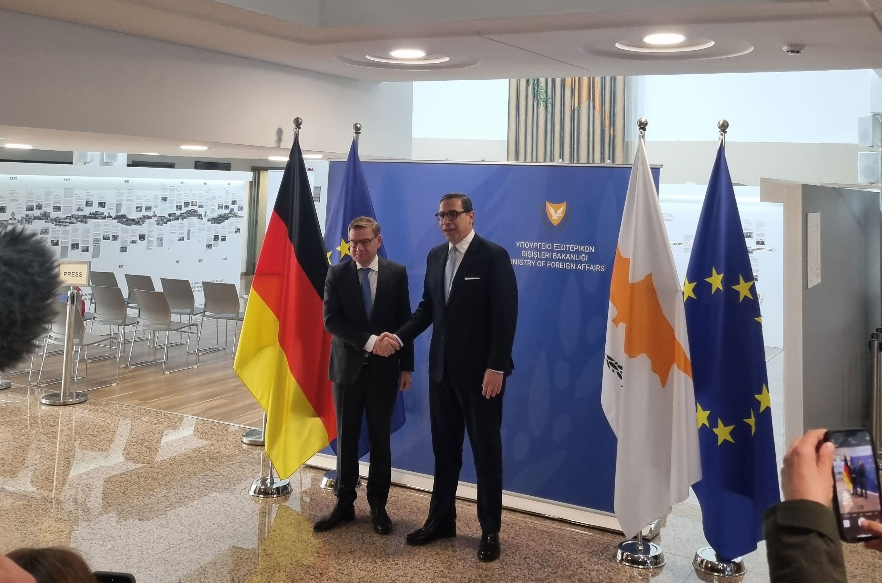 Γερμανός ΥΠΕΞ: Αν η Κύπρος μας χρειαστεί, θα είμαστε παρόντες