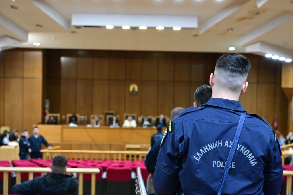 Δίκη Χρυσής Αυγής: Ποινές 13 ετών στο διευθυντήριο της εγκληματικής οργάνωσης